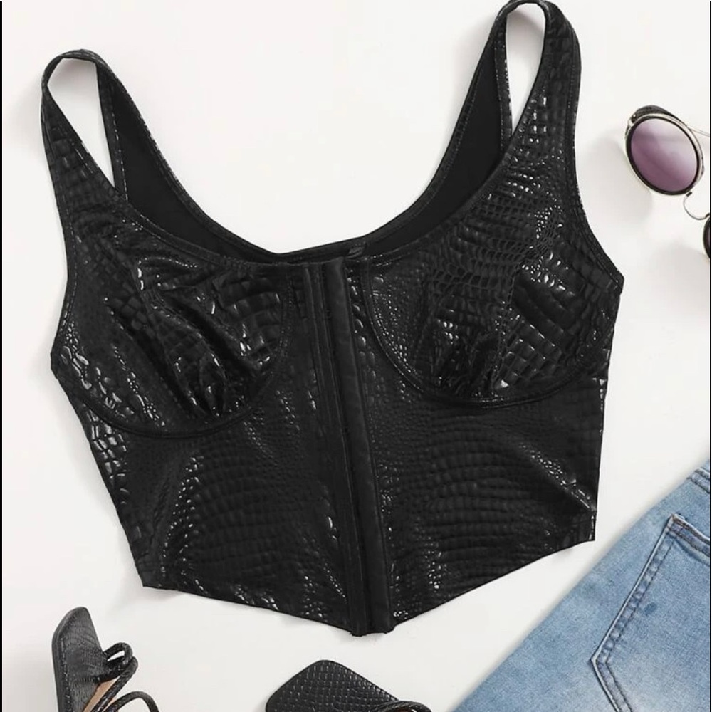 New snake print shiny crop top Small